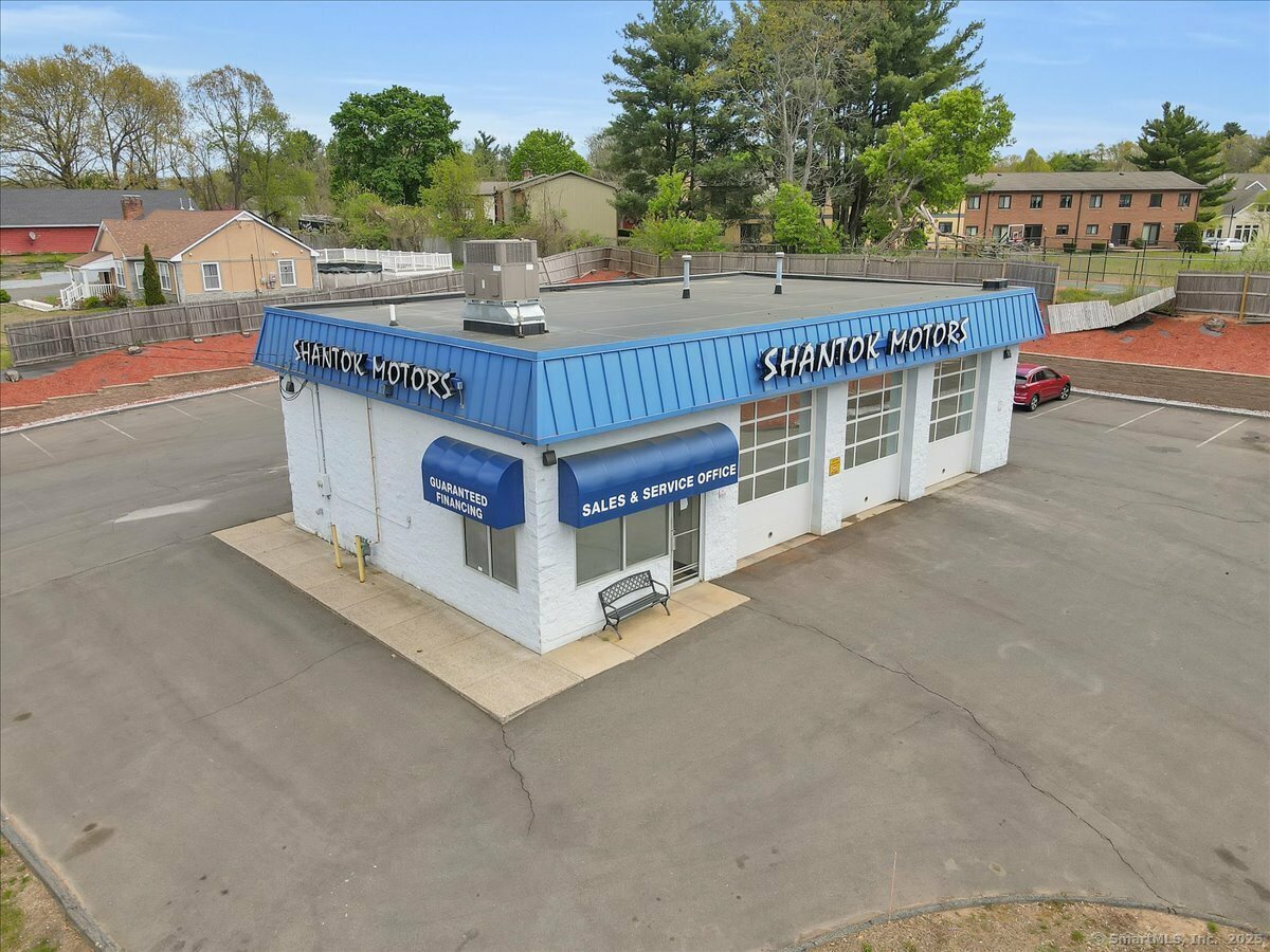 Property Photo: 22 Spencer Street CT 06040