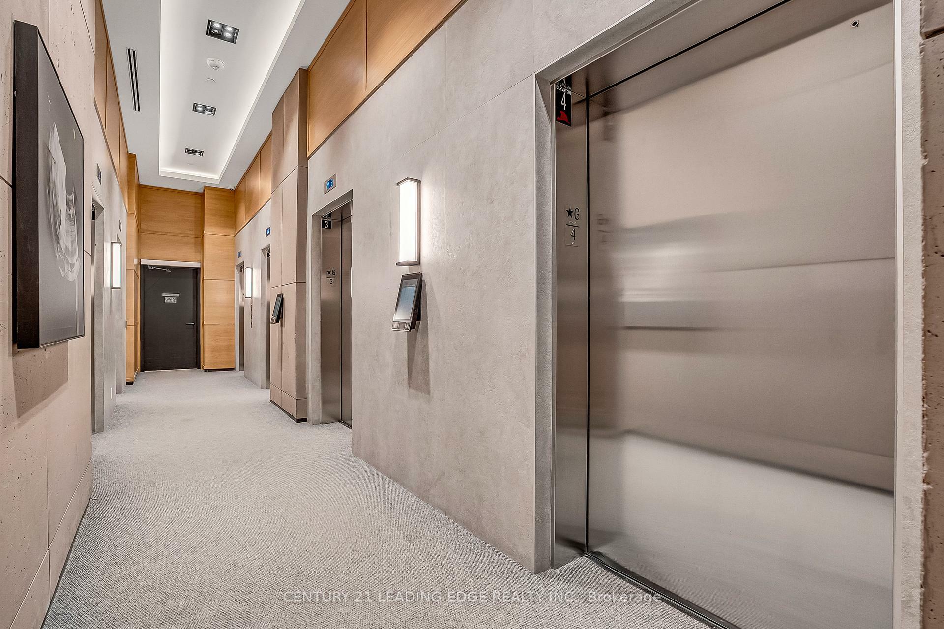 Property Photo: 108 Peter Street 506 ON M5V 0W2
