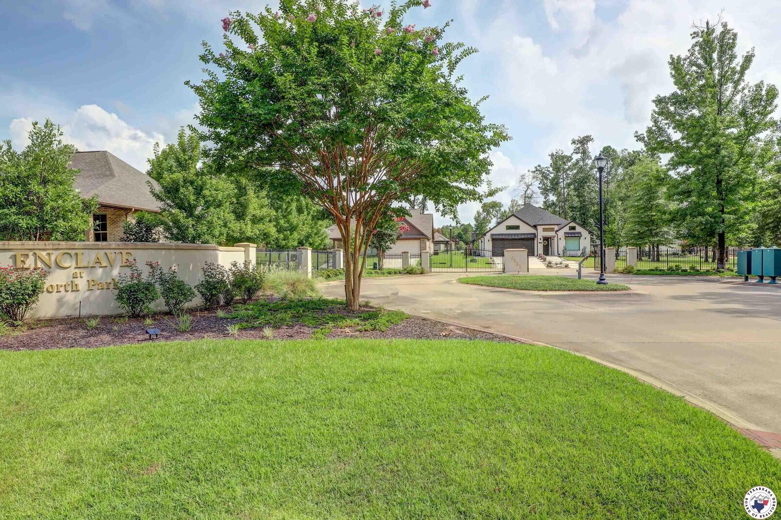 Property Photo:  32 Enclave Circle  TX 75503 