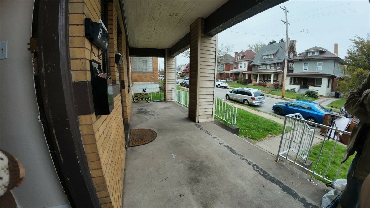 Property Photo: 1905 Termon Ave PA 15212