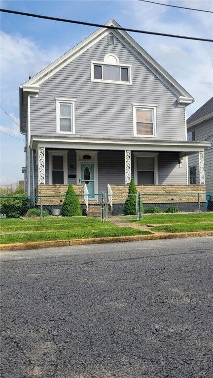 Property Photo: 118 N 6th PA 15697