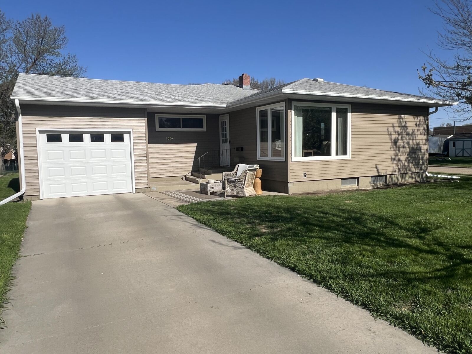Property Photo:  1004 N Pennsylvania St  SD 57401 
