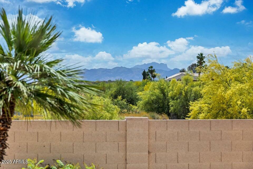 Property Photo: 16230 E Glenpoint Drive AZ 85268