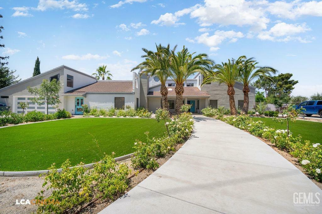 Property Photo: 3104 Shiloh Ranch Road CA 93306