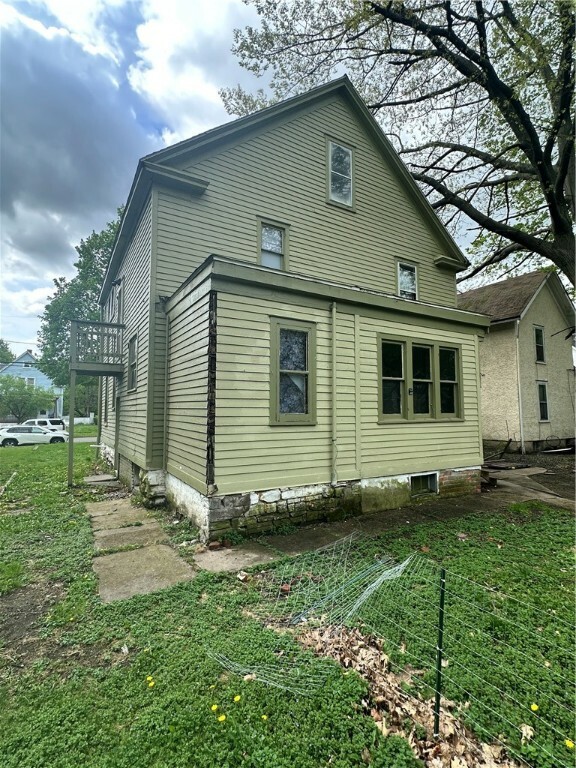 Property Photo: 715 E Washington Avenue NY 14901