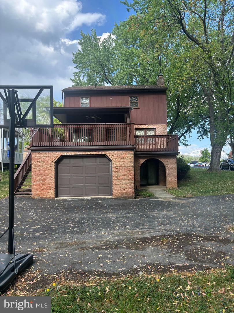 Property Photo: 3400 Reading Crest Avenue PA 19605