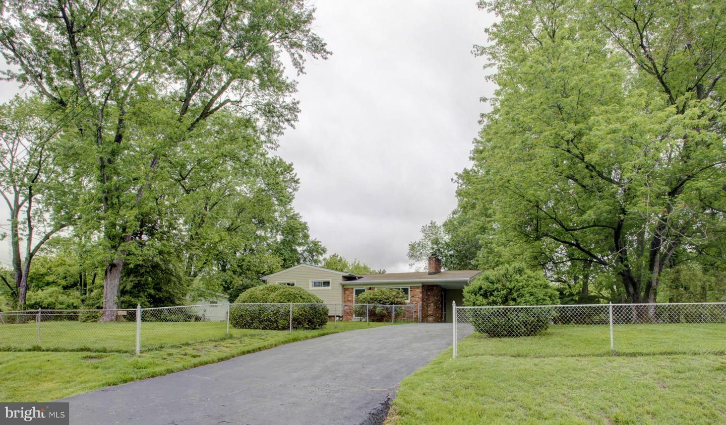 Property Photo: 3206 Ayers Drive VA 22309