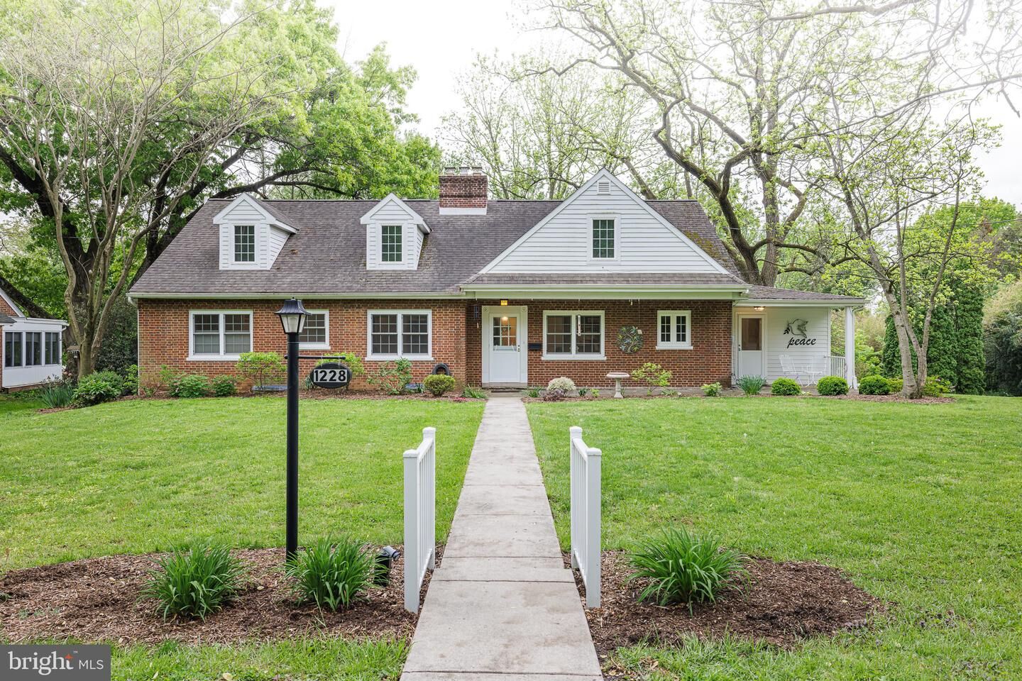 Property Photo:  1228 Wheatland Avenue  PA 17603 