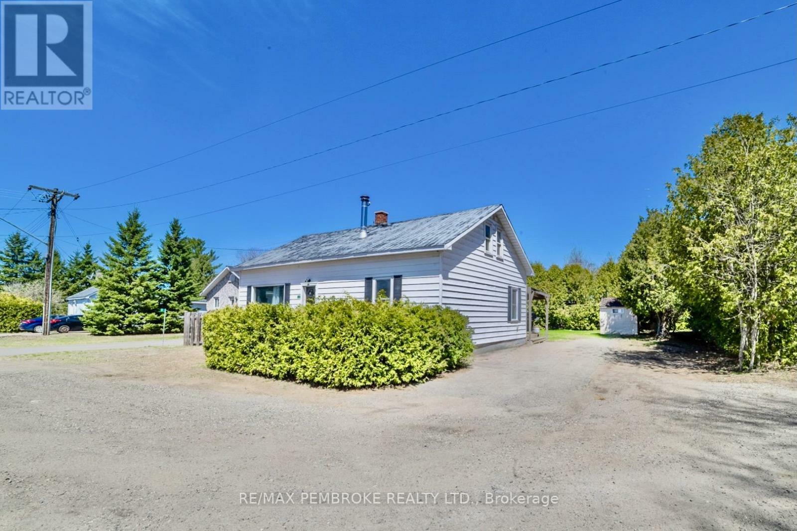 Photo de la propriété: 21 Philip Street ON K0J 1B0