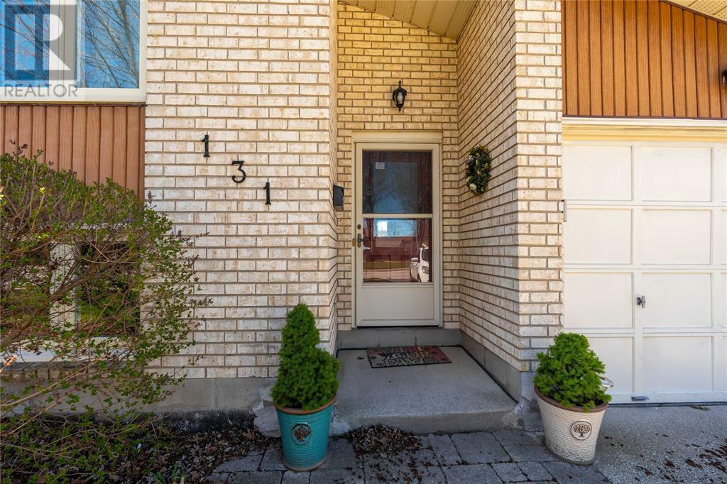 Photo de la propriété: 131 Finch Drive ON N7S 5G9