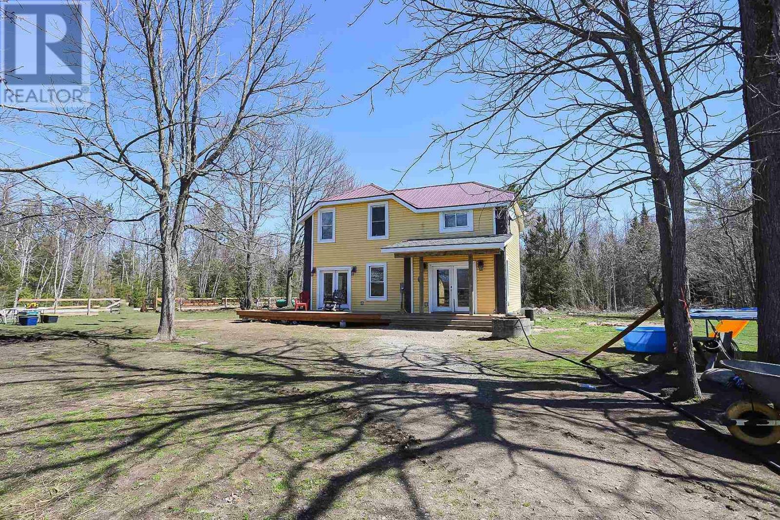 Property Photo: 2521 U Line Rd ON P0R 1G0
