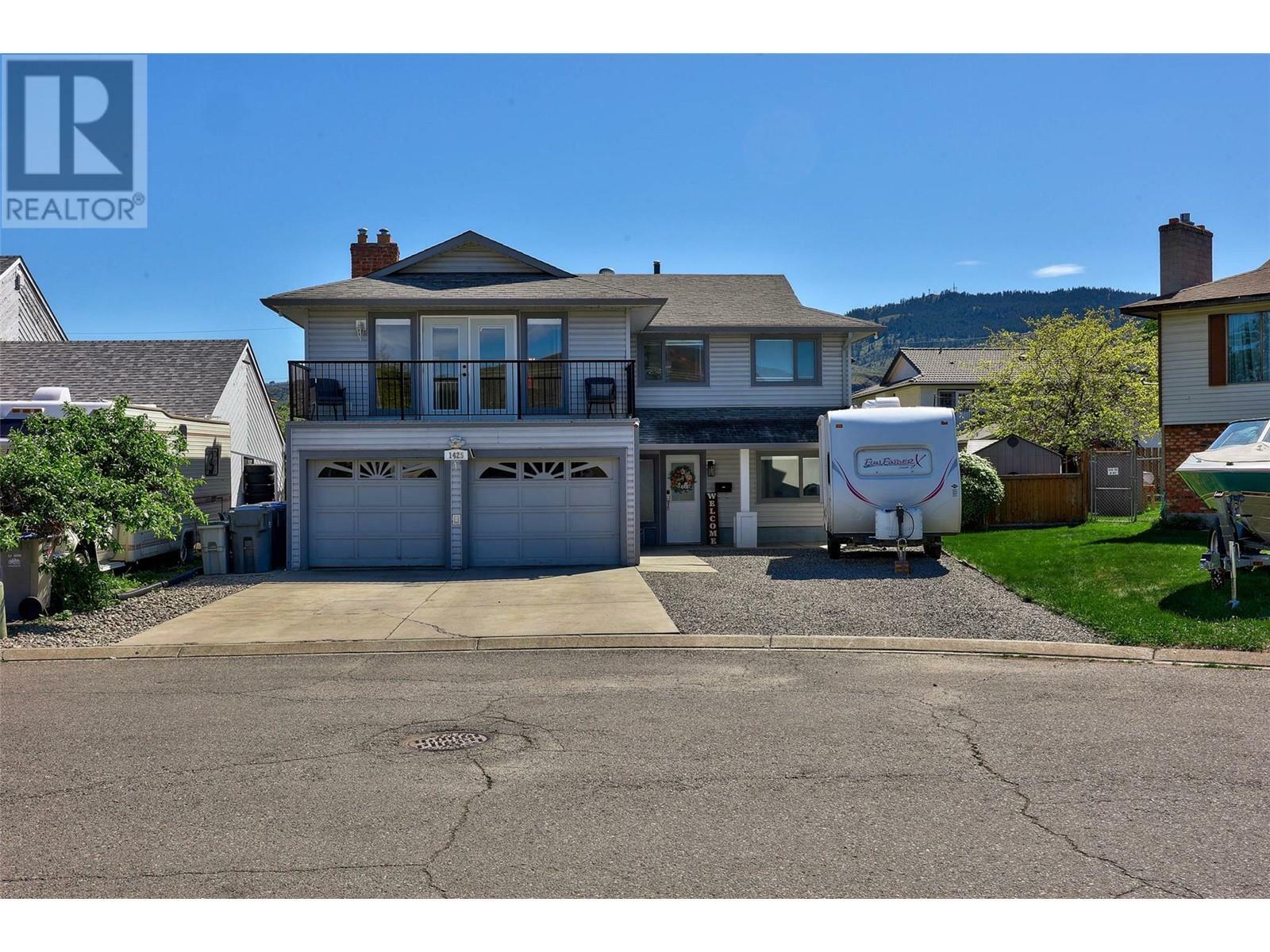 1425 Stratford Place  Kamloops BC V2B 8E2 photo