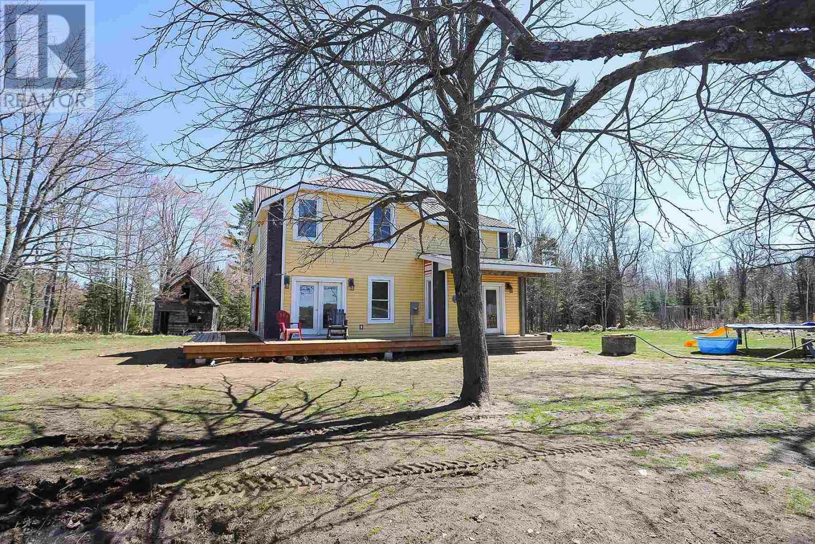 Property Photo: 2521 U Line Rd ON P0R 1G0