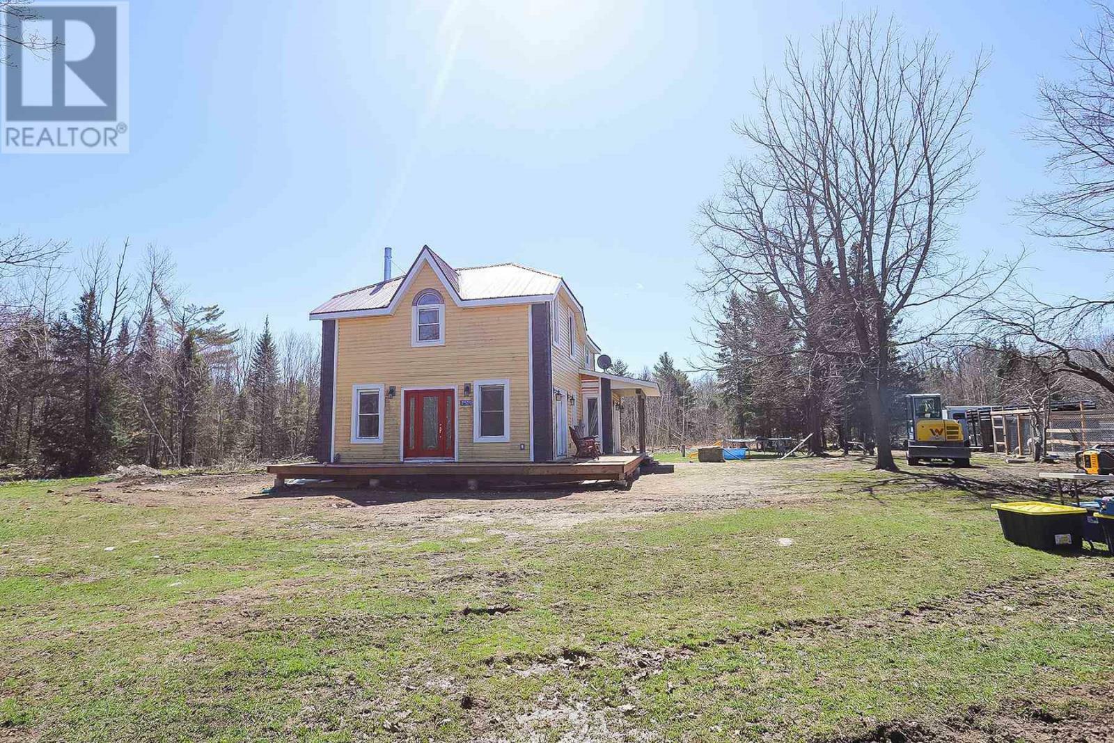 Property Photo: 2521 U Line Rd ON P0R 1G0