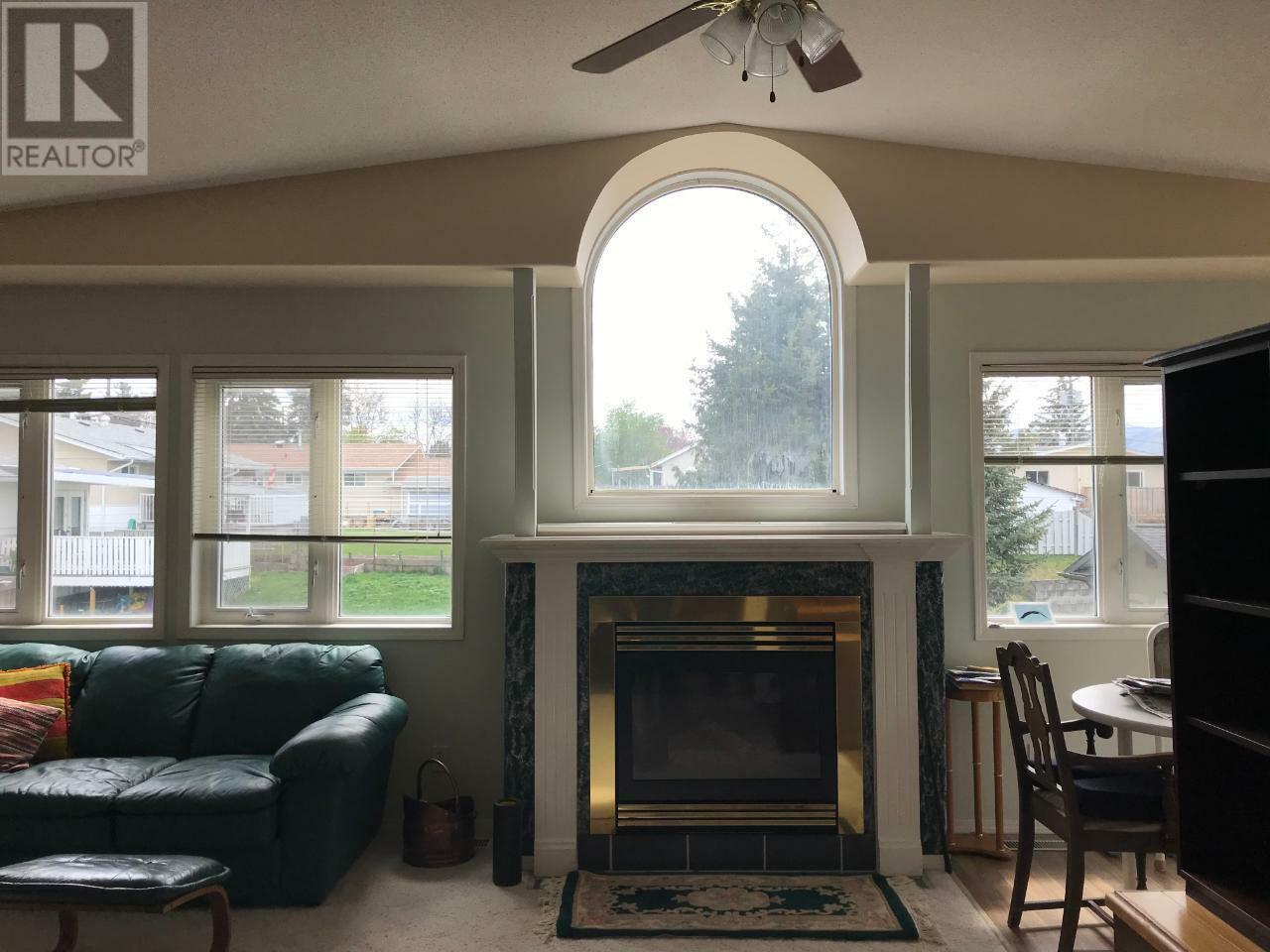 Property Photo:  515 20th  S Avenue South A  BC V0B 1G5 