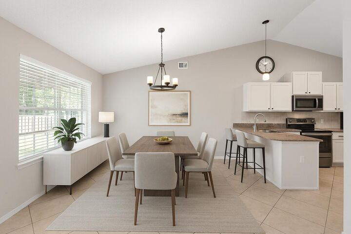 Property Photo: 2108 Hagood Loop FL 32536