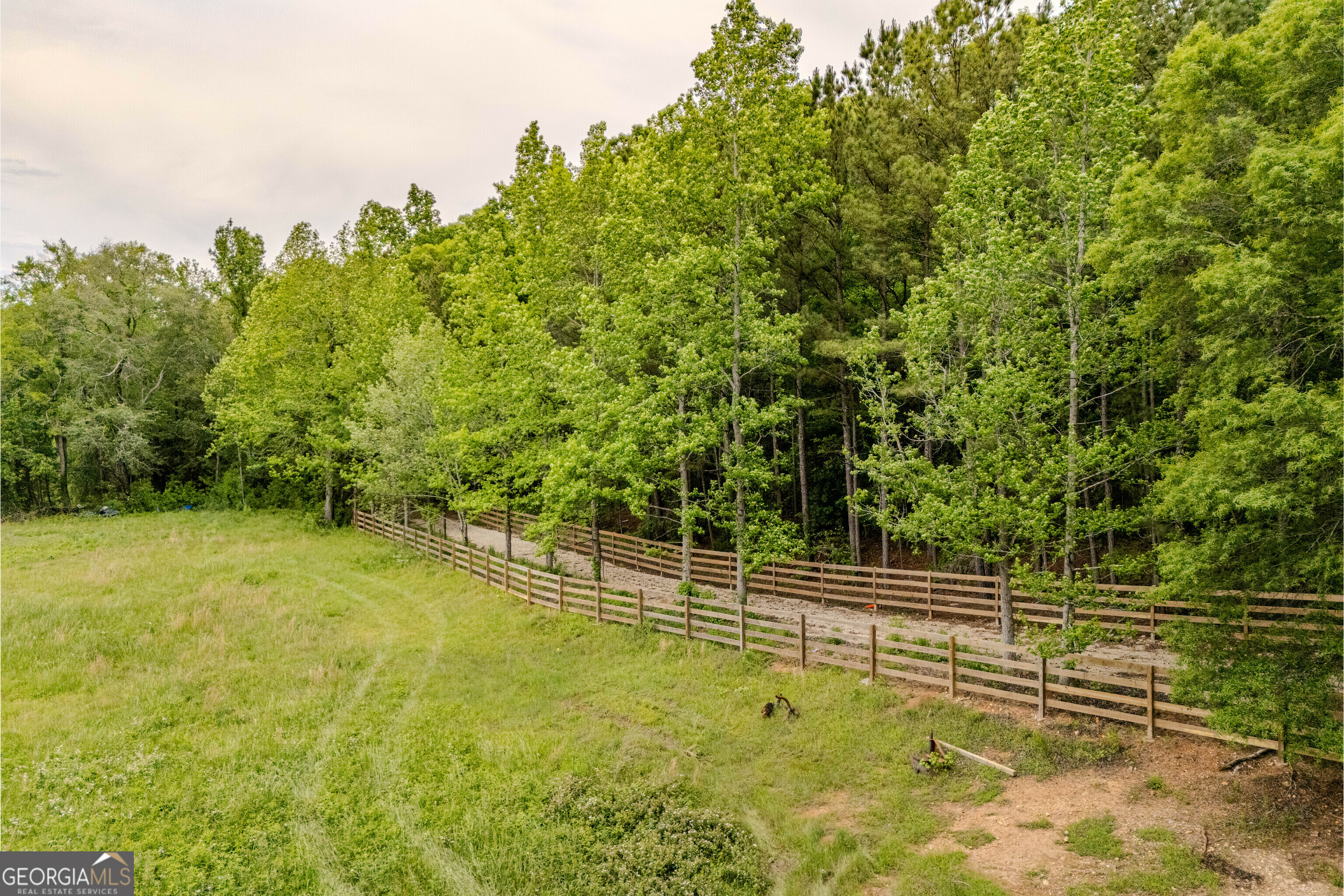 Property Photo: 7 Perkins Mountain Road GA 30145