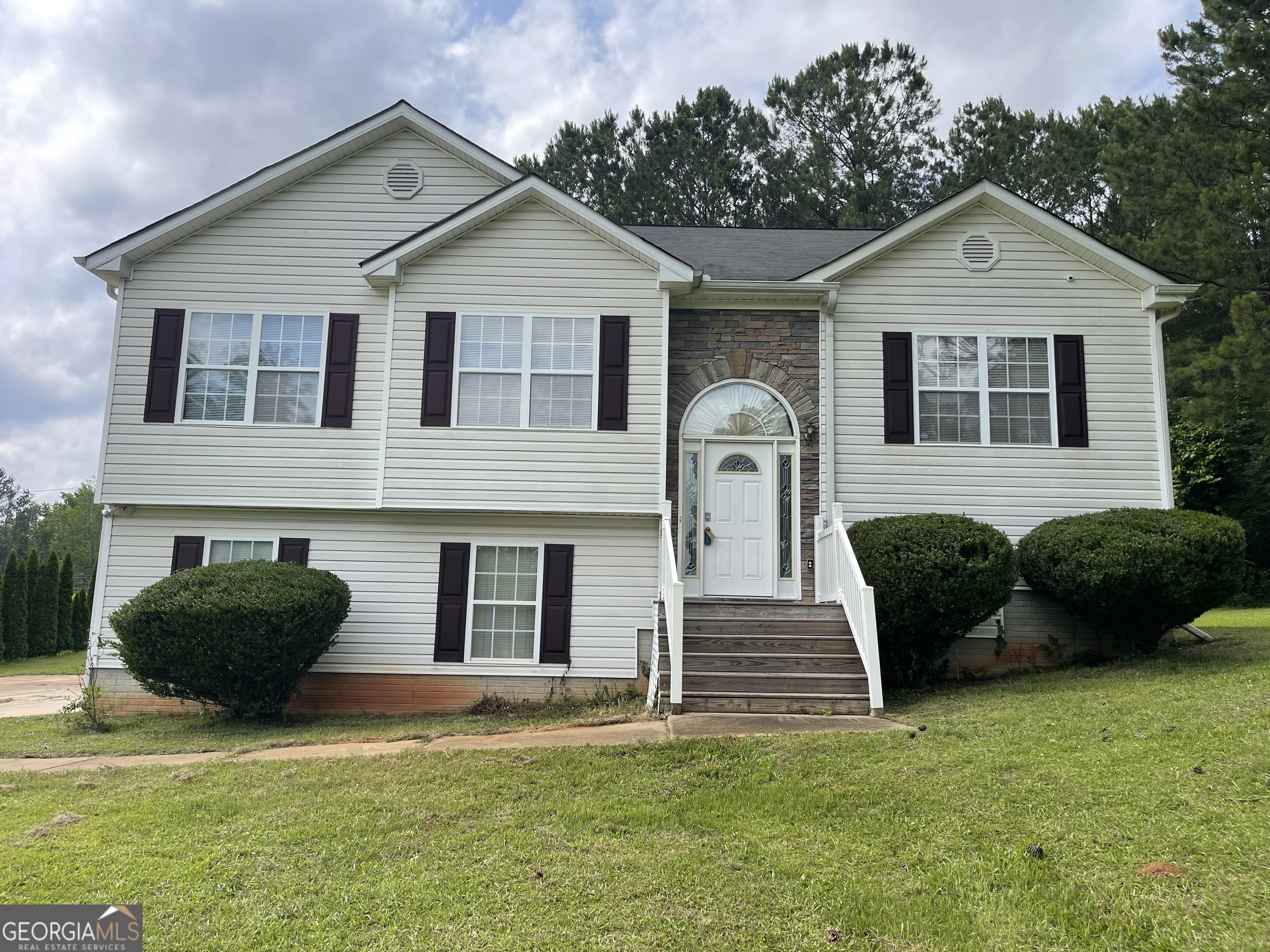 Property Photo:  127 Mabry Road  GA 30233 