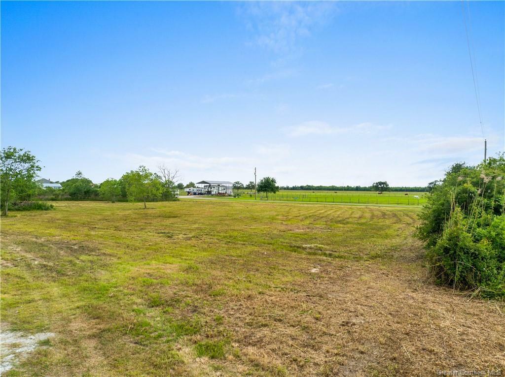 Property Photo: 236 Delaney Road LA 70607