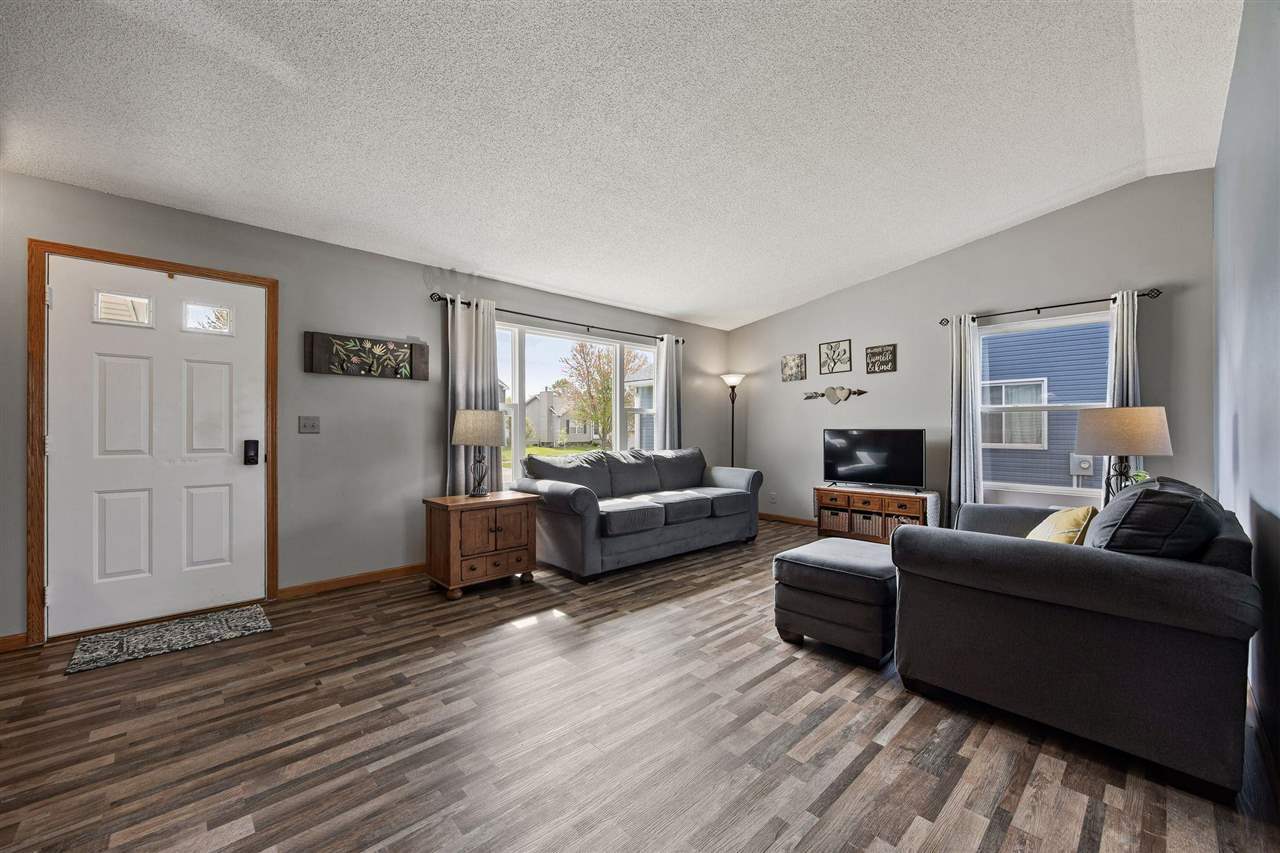Property Photo: 3406 King Dr SW IA 52404