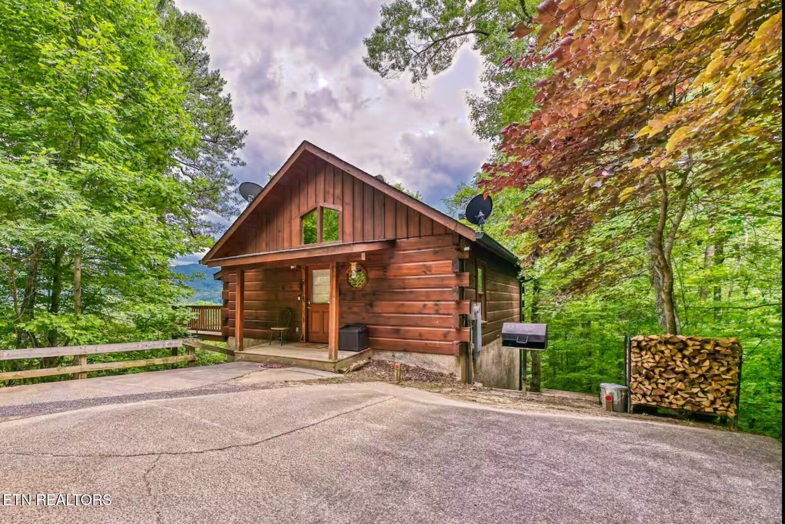 Property Photo:  1227 Bear Paw Ridge Way  TN 37862 