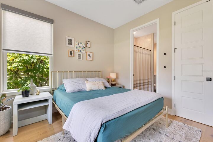 1127 W Harvard Street  Orlando FL 32804 photo