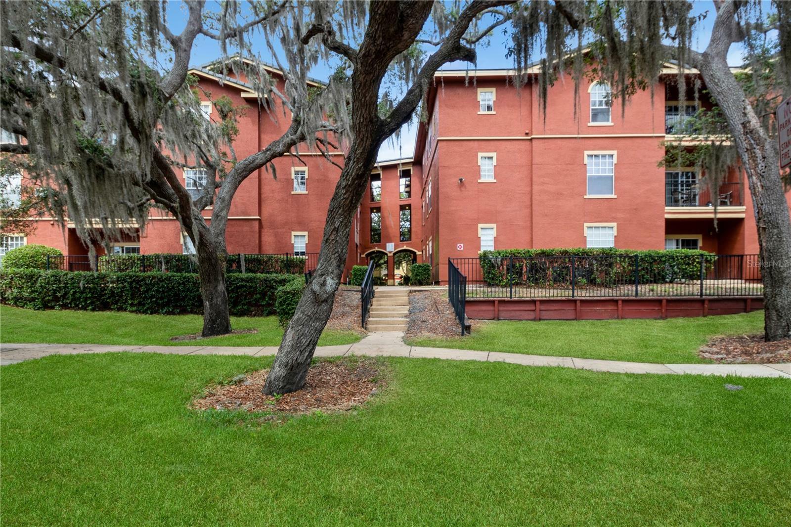 Property Photo: 122 Vista Verdi Circle 236 FL 32746