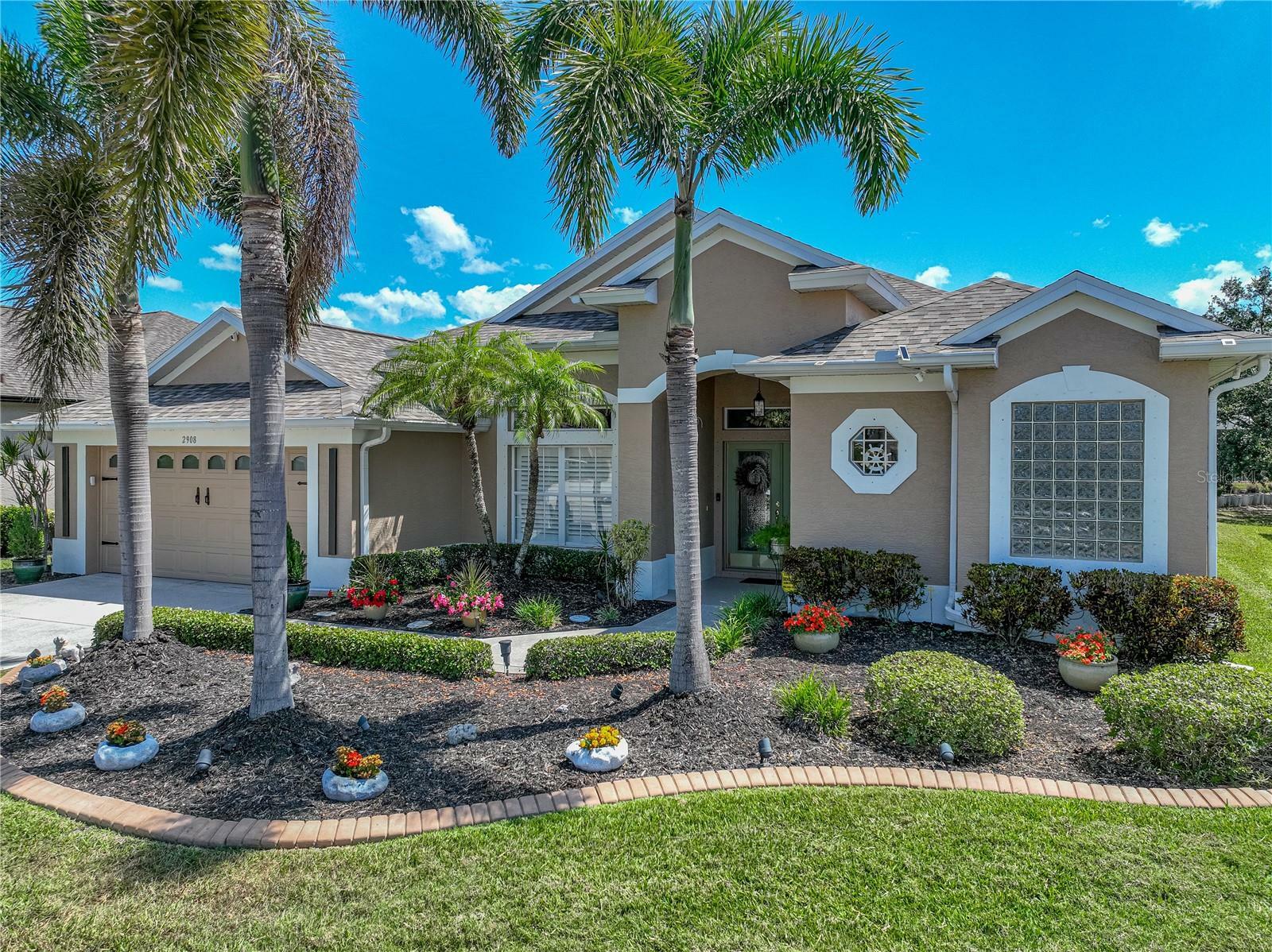Property Photo: 2908 89th Avenue E FL 34219
