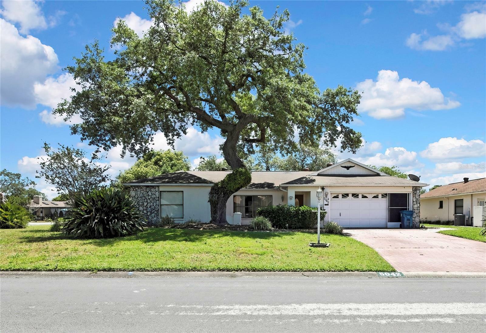 Property Photo: 5042 Gaston Street FL 34607