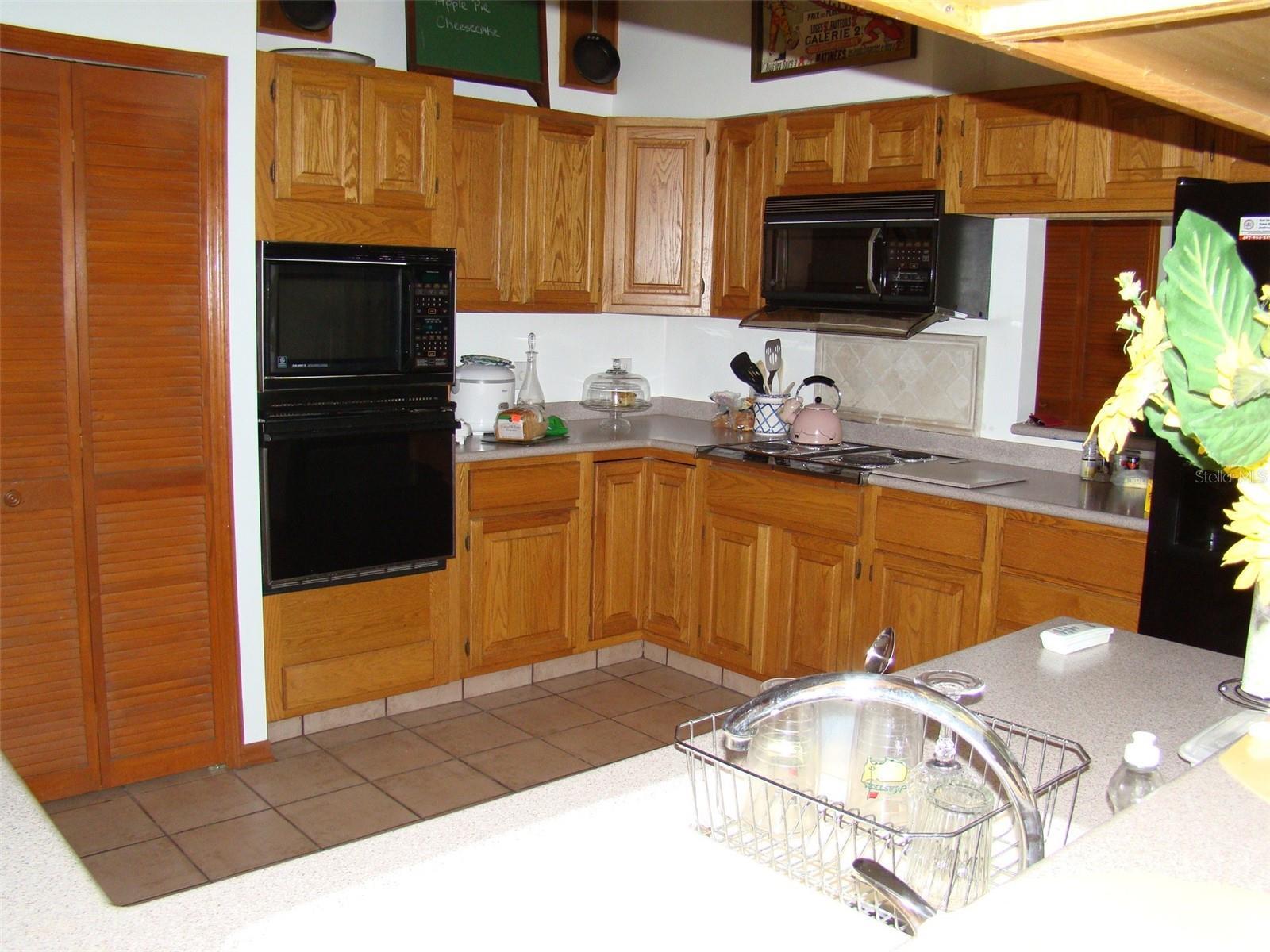 Property Photo:  11624 Delmar Avenue  FL 32836 