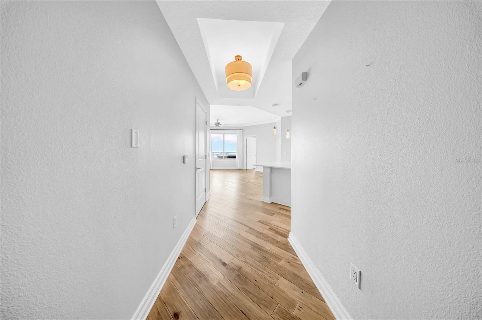 Property Photo: 1209 E Cumberland Avenue 2006 FL 33602