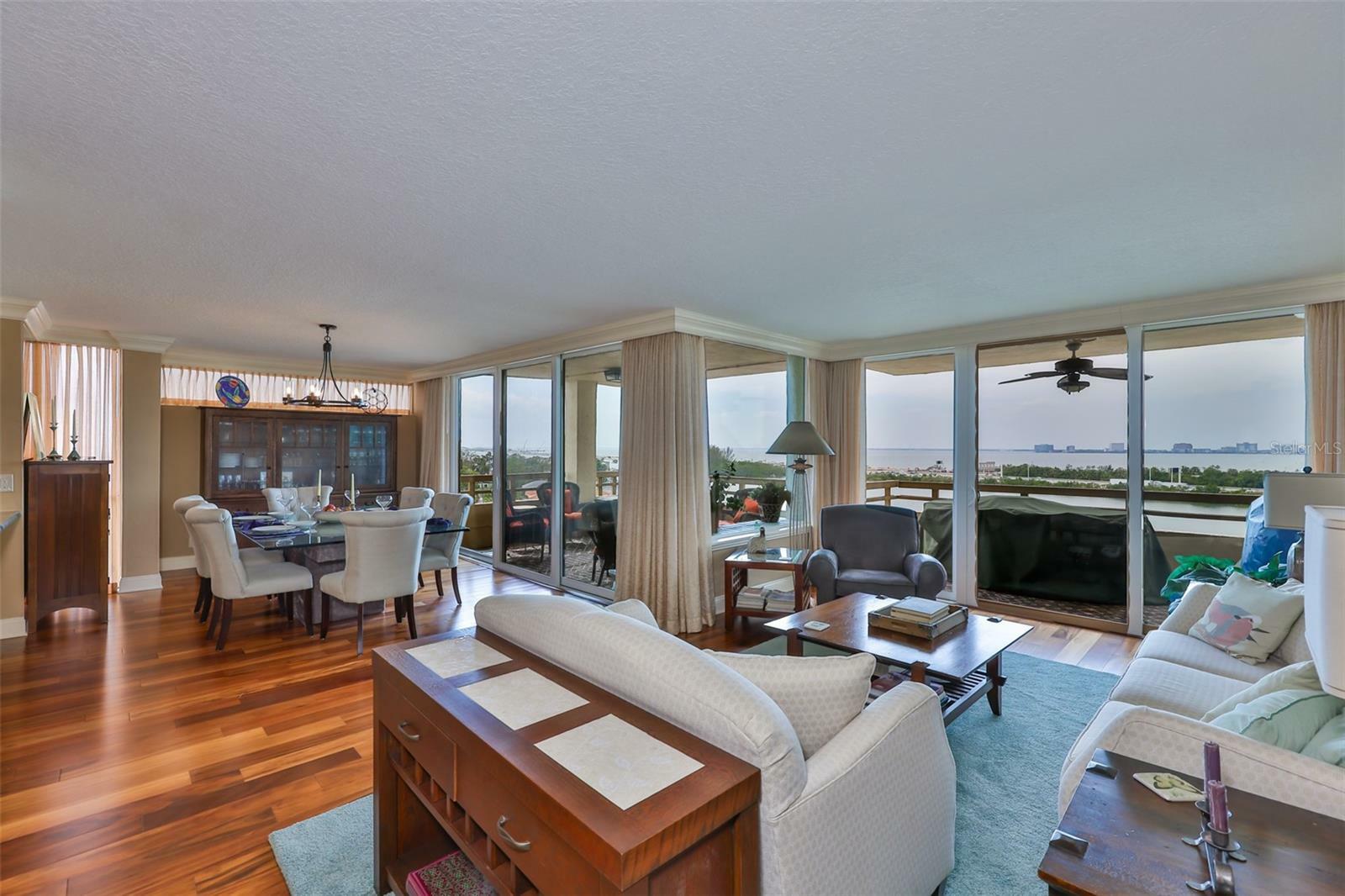 Property Photo: 5701 Mariner Street 701 FL 33609