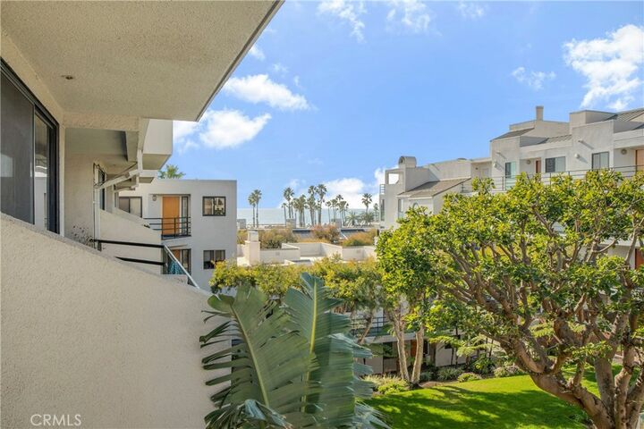 Property Photo:  2930 Neilson Way 407  CA 90405 