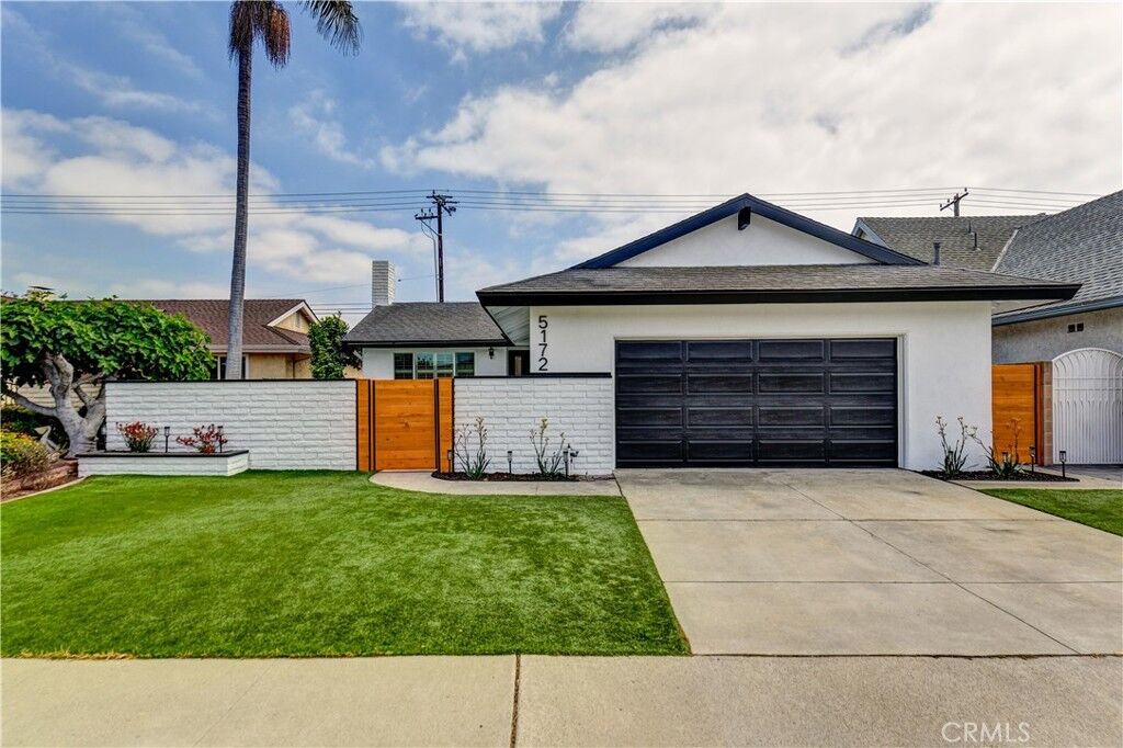 Property Photo: 5172 Del Norte Circle CA 90623