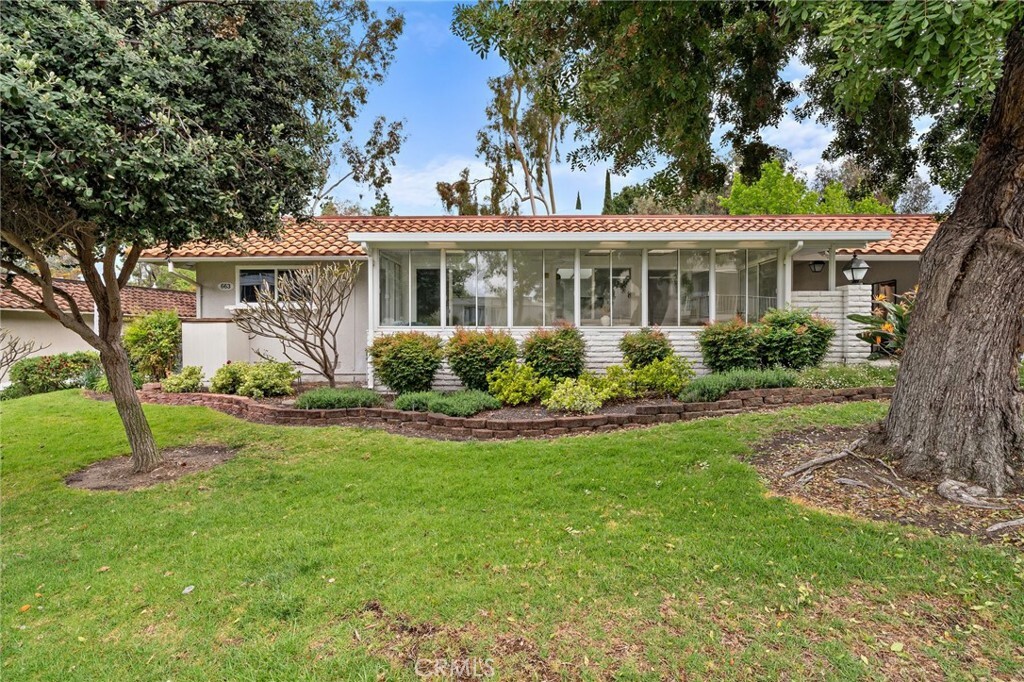 Property Photo: 663 Via Los Altos Q CA 92637