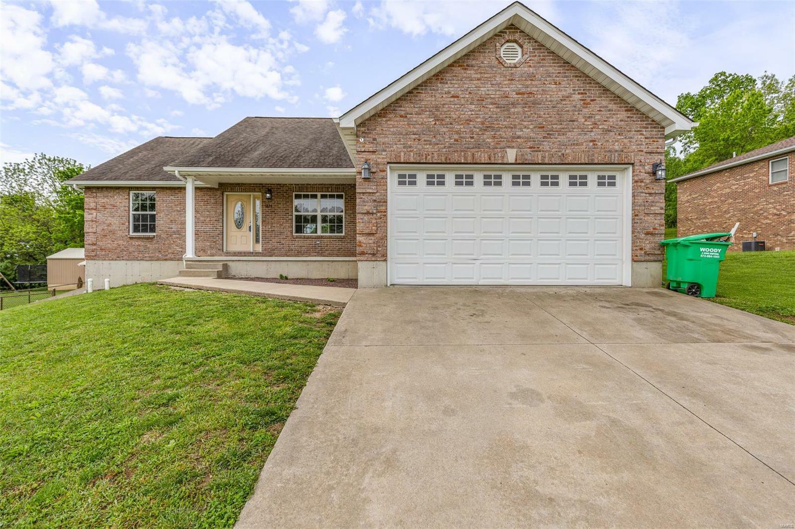 Property Photo: 1824 Oak Knoll MO 63640