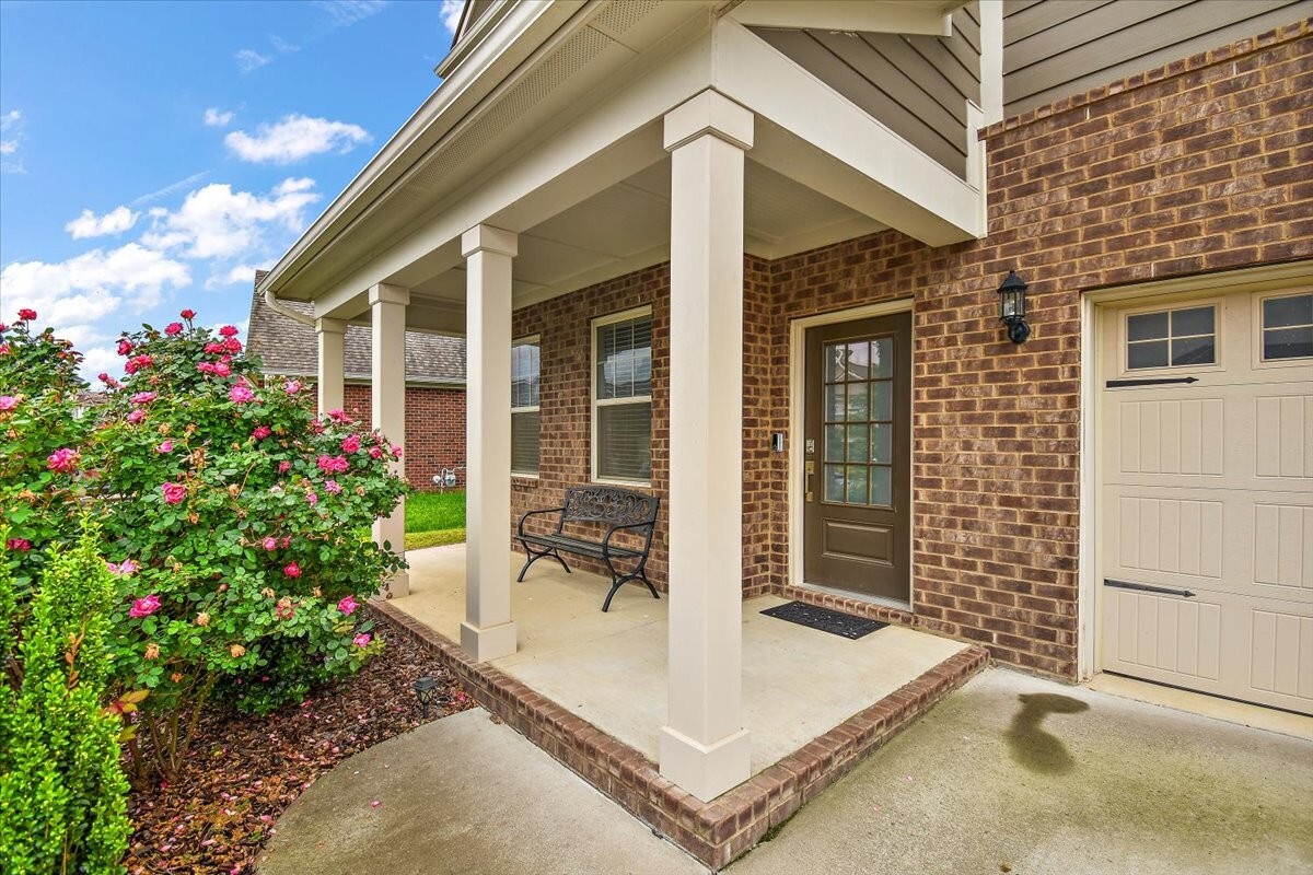 Property Photo: 3157 Rift Ln TN 37130