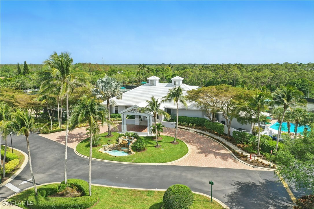 Property Photo: 1390 Sweetwater Cove 203 FL 34110