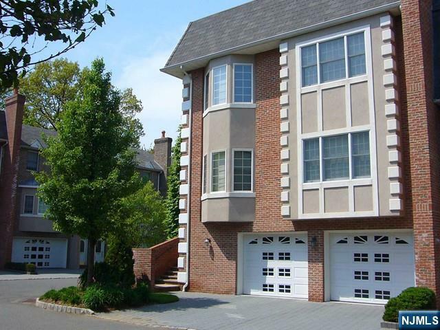 Property Photo: 127 Stonegate Trail NJ 07626