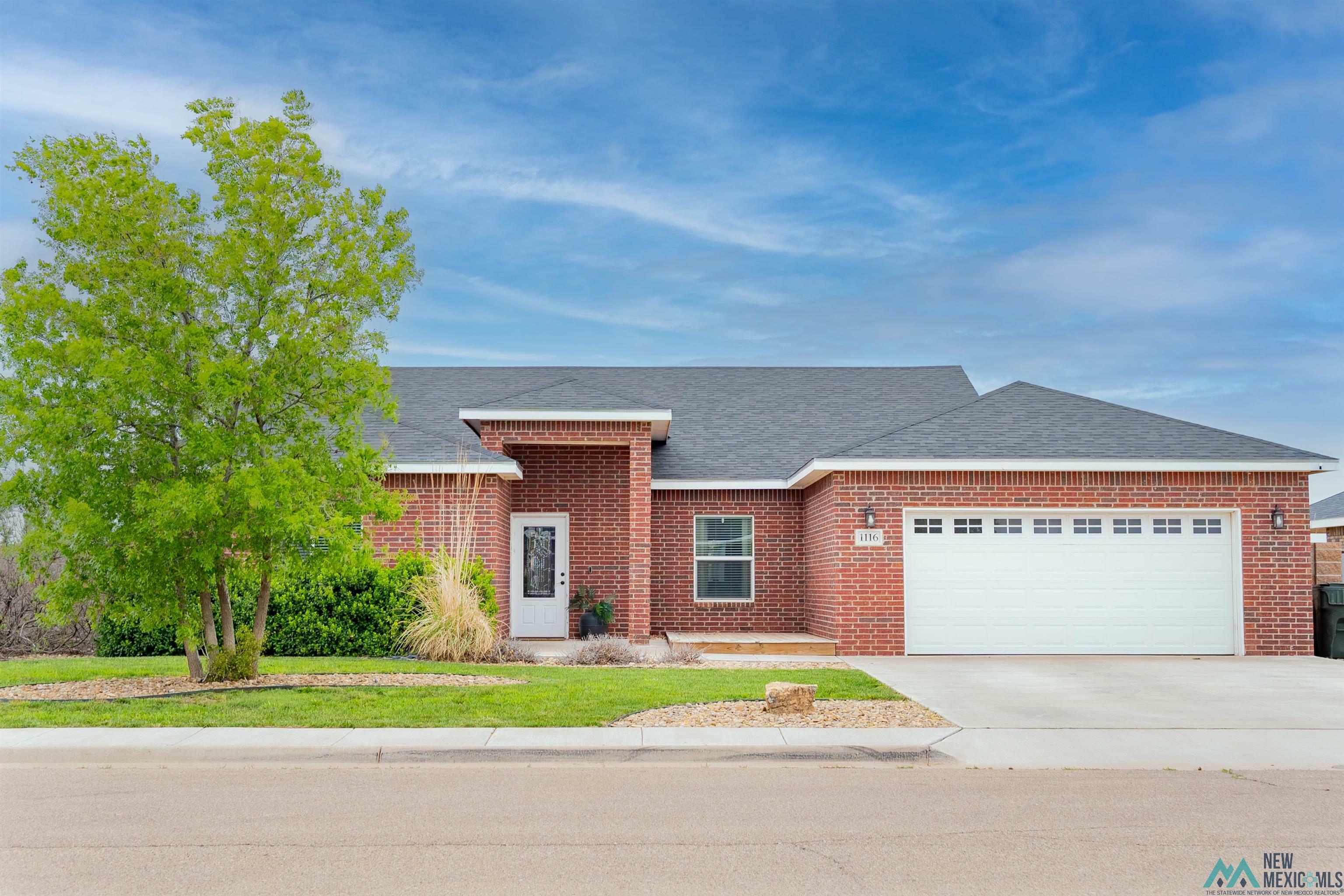 Property Photo: 1116 Broadway Drive NM 88101