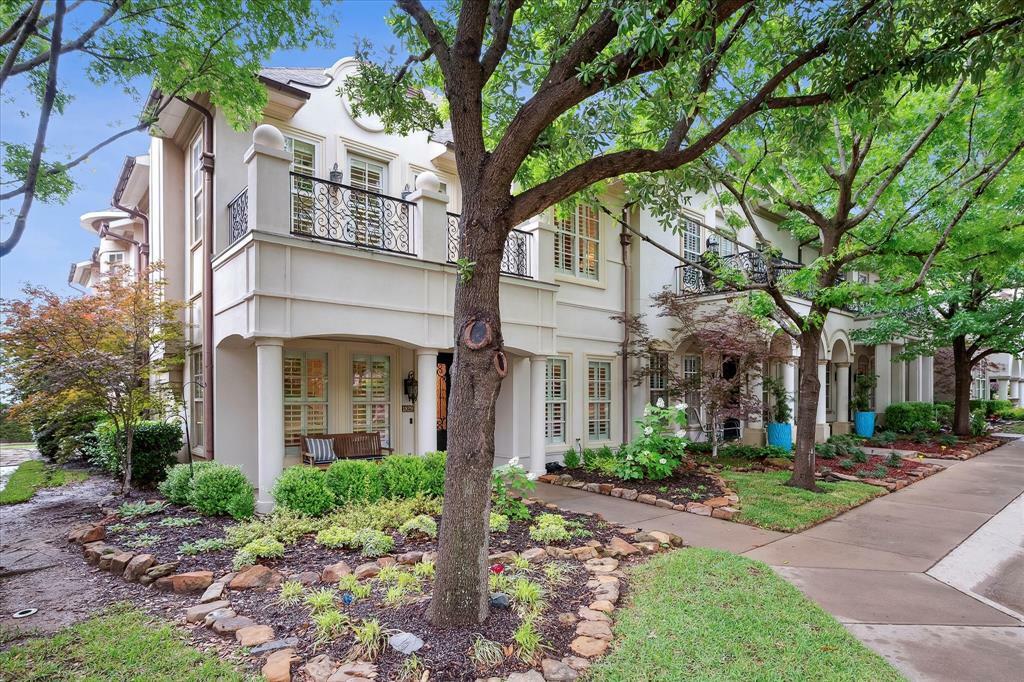Property Photo: 1829 Fountain Pass Drive TX 76034