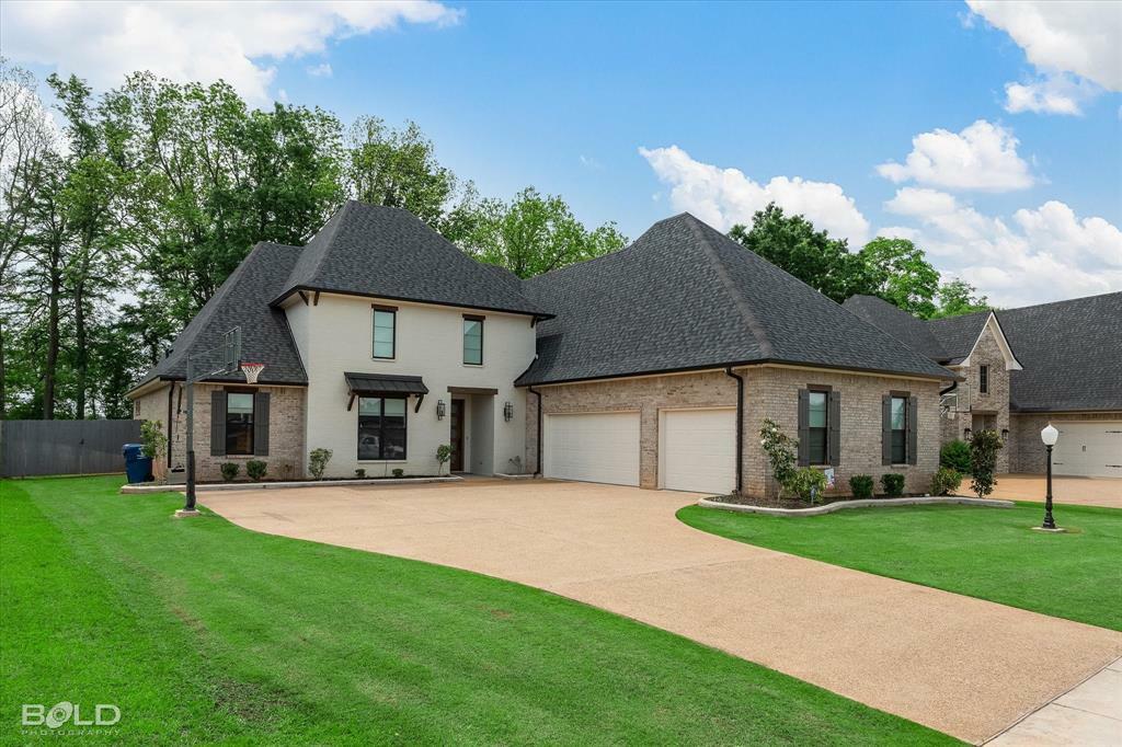Property Photo: 221 Conti Way LA 71111