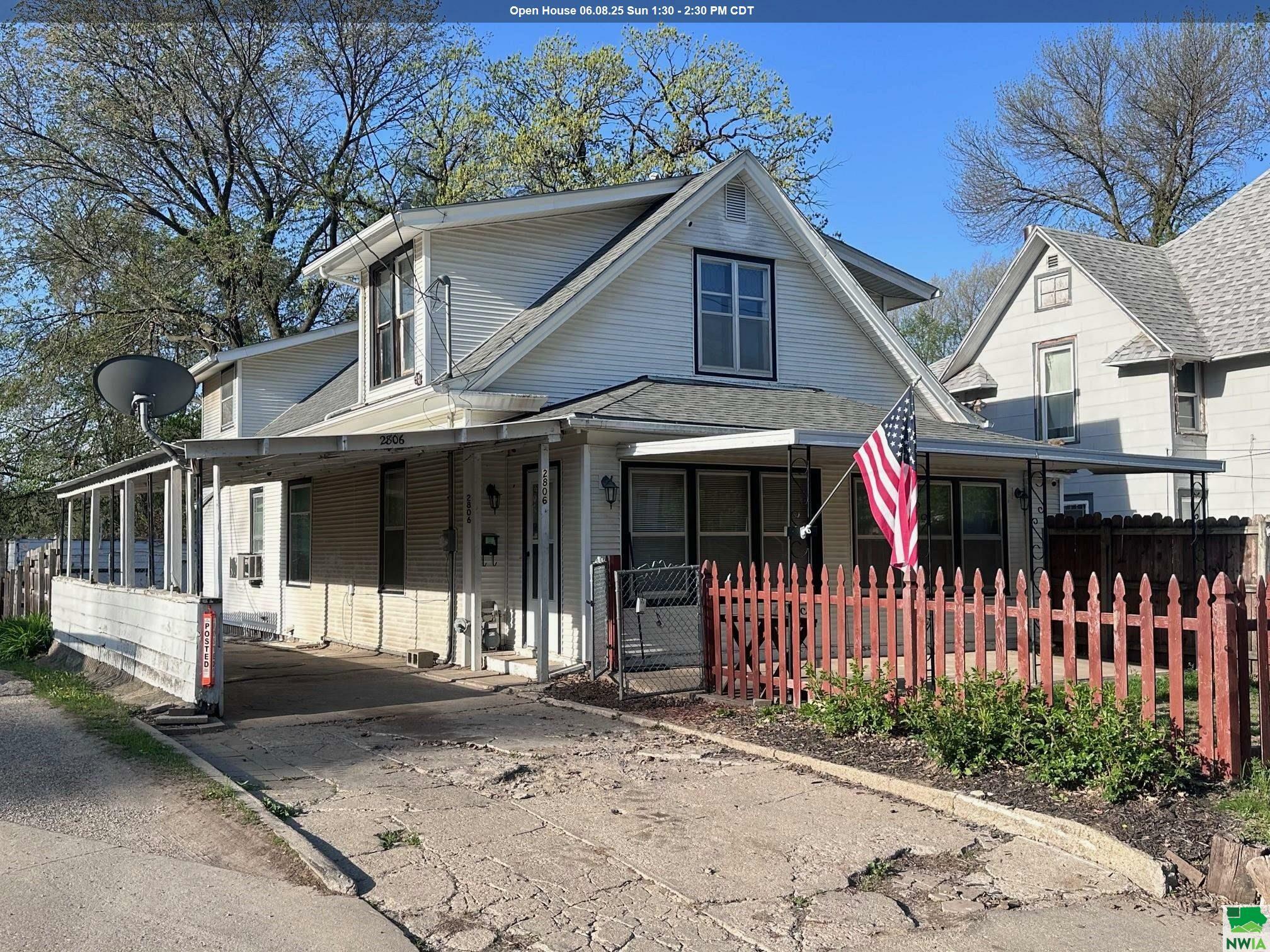 2806 2nd St  Sioux City IA 51105 photo