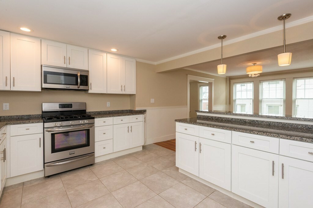 Property Photo:  11 Cedar St 1  MA 01970 