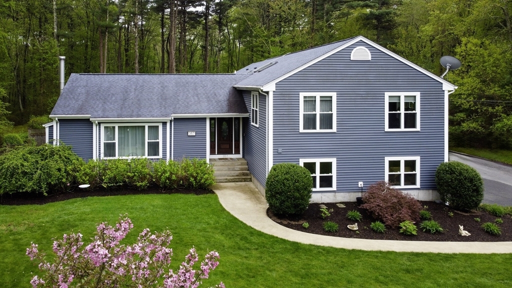 357 Ledge Rd  Seekonk MA 02771 photo