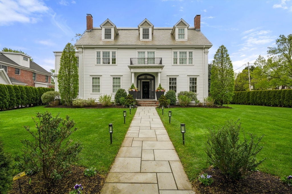 Property Photo: 1005 Centre St MA 02459