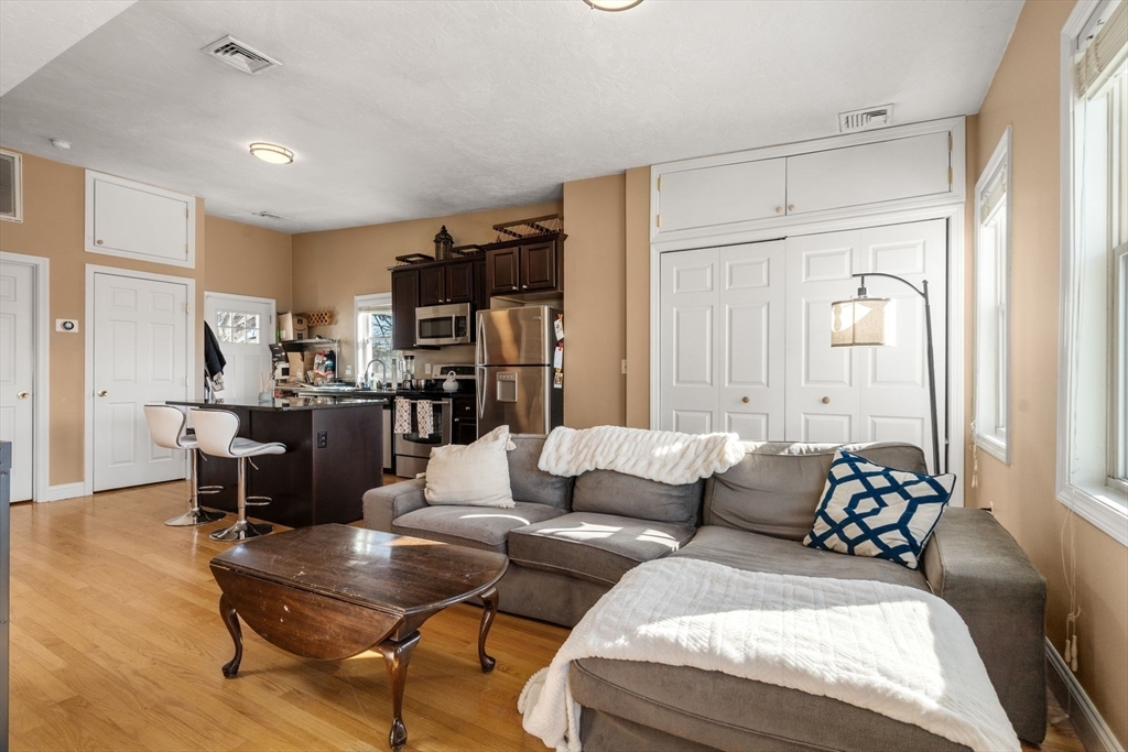 Property Photo: 372 Athens St 3 MA 02127