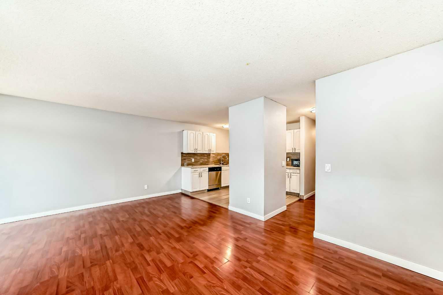 Property Photo: 3705 Fonda Way SE 32 AB T2A 6G9