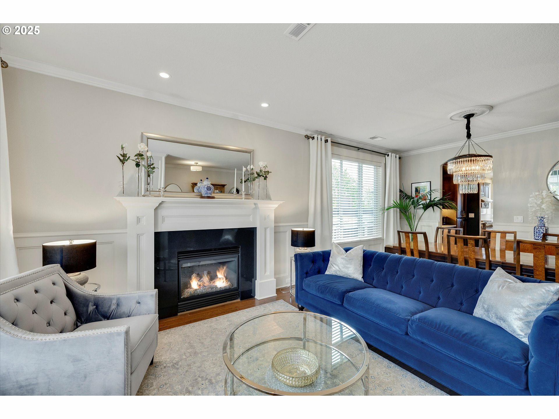 Property Photo: 2059 NW Ramsey Dr OR 97229