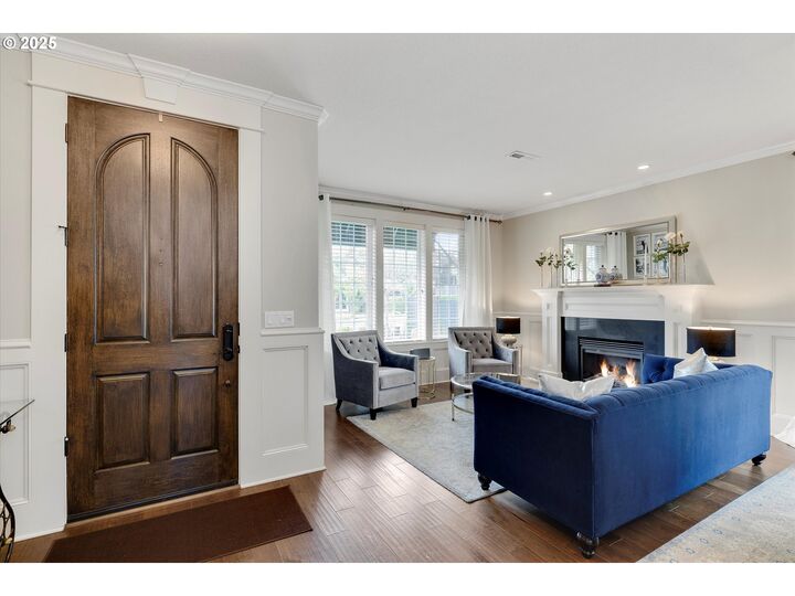 Property Photo:  2059 NW Ramsey Dr  OR 97229 